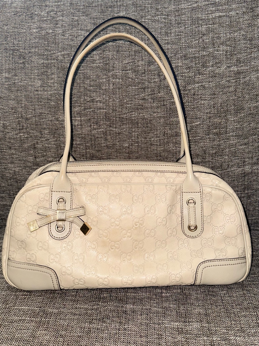 Gucci Cream Signature Embossed Bow-Accent Shoulder Bag